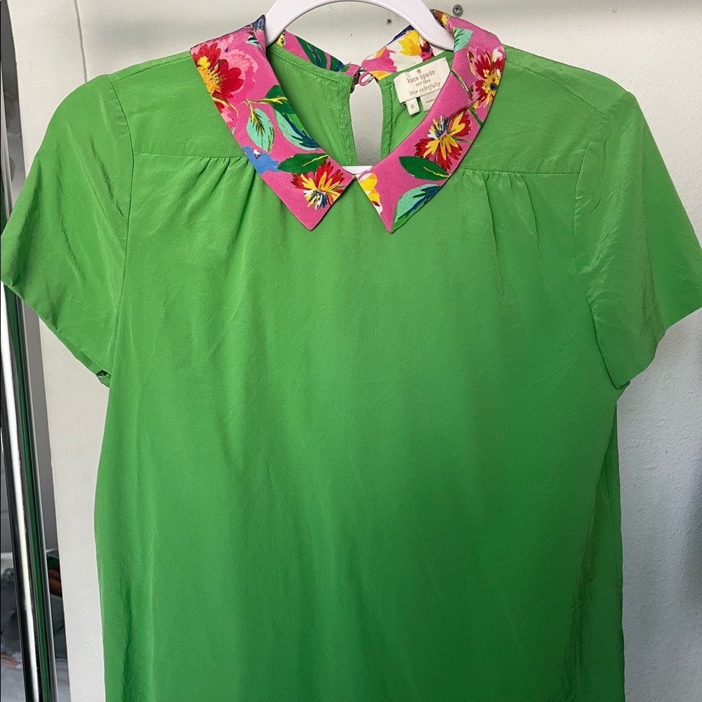 Kate Spade Lime Green Silk Short SleeveTop with Floral Collar Size 6 Rare